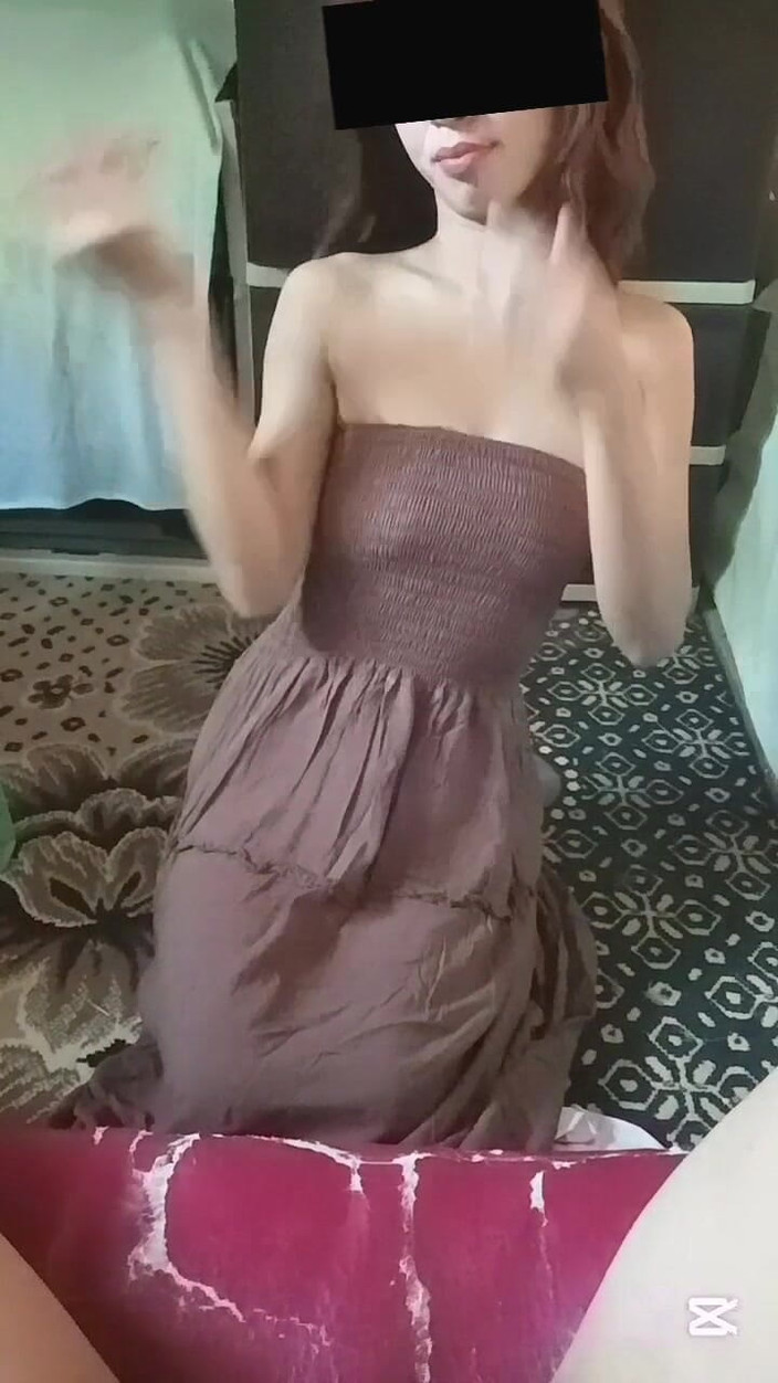 YammyPH: Cewek Filipina nyepong kontol sampai dicrot sperma - pov