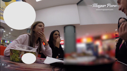 Mugur's World: Gina Gerson, Dolly Diore dan Samanta di belakang pentas sebelum...