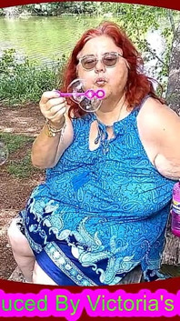 Spring Time I Love to Blow Bubbles in the Park for You!