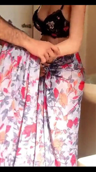 Sex cu Sali sexy în baie cu Soft Mashup hindi sex cu melodii romantice hindi