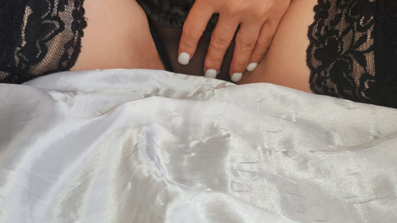 Candy xColt: Beni iki kez boşalttı - mastürbasyon ve seksi ayaklarına boşalma