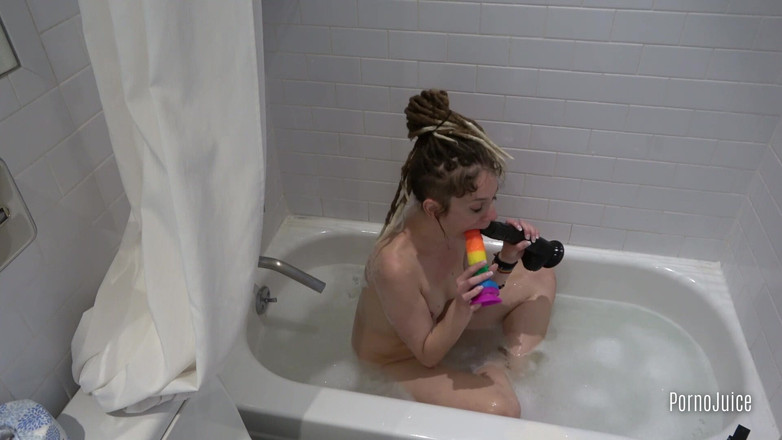 PornoJuice Faphouse: Consolador bbc en baño de sexo protagonizado por Eva Fay