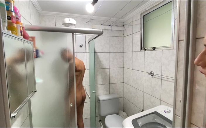 Alana India: Fui a tomar una ducha con mi novio