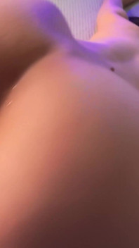 POV: Magrinha rabuda recebe dupla gozada interna