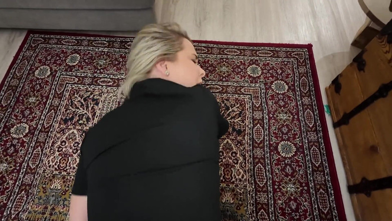 Amateur Homemade Porn: Menyetubuhi ibu tiri semok pantat besar