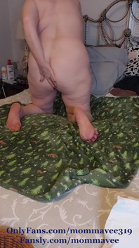 Schau zu, wie ich mich mit meinem großen dildo in den arsch ficke!