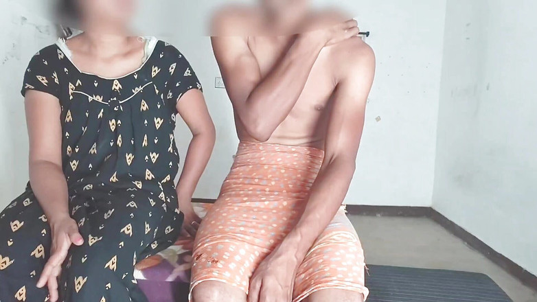 Fuckkkker: Začal šukat kundičku při masírování pasu