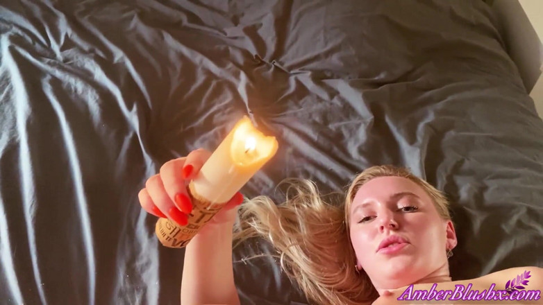 AmberBlushx: Melancap lilit dan waxplay untuk remaja miang