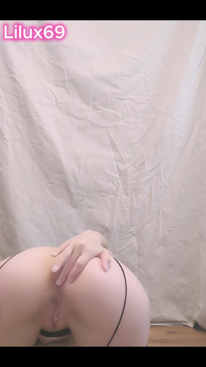 Lilux69: Adoro quella lingerie nera