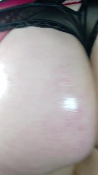 Thick Ass Glistens as I Slather It with Oil, Swaying and Twerking to Tease Every Inch of Your Desire