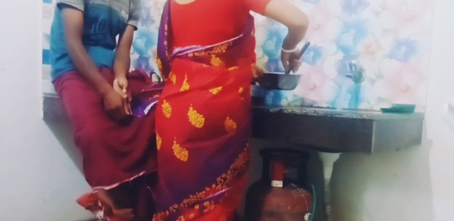 Teensex: Busty Bhabi Gets Pounded in the Kitchen by Her Devar.