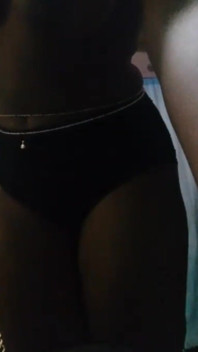 Dildoqueen Masturbating