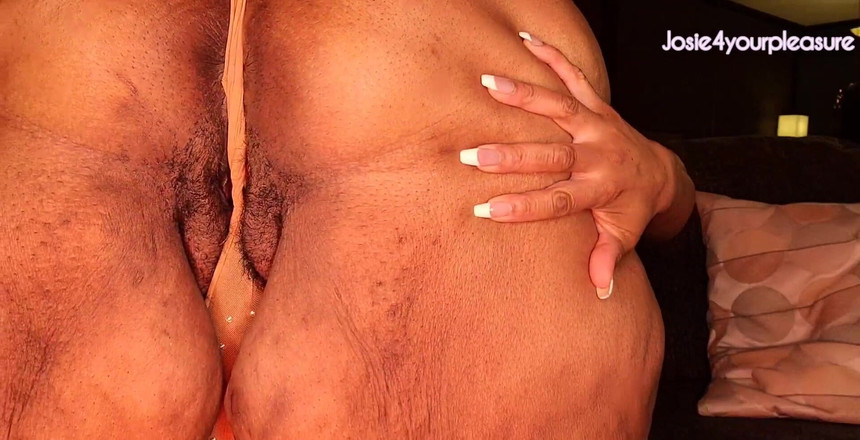 Josie4yourpleasure: Hraní pro tebe zezadu