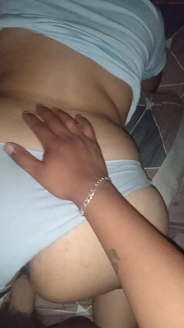 Eatrella j: Домашнее видео потерянного мобильного телефона