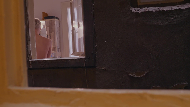 Jerking studs: Secret