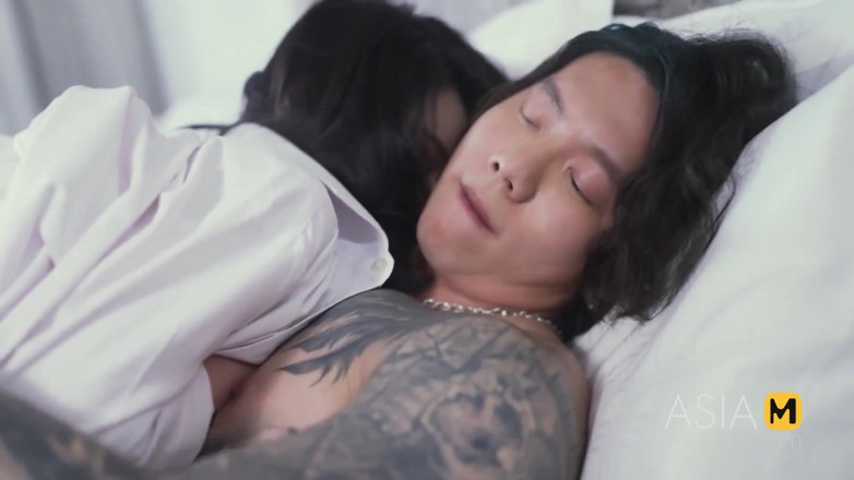 ModelMedia Asia: Man-0008 Saya Bukan Lelaki Kanan Anda-0008/ Cinta yang tidak dapat...