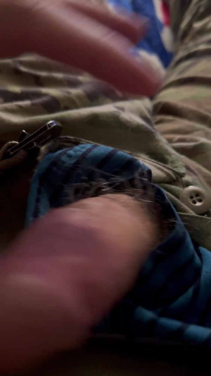 Gay Soldier Stuff: Army Solider in Uniform Jerks off His Throbbing Hard Cock...