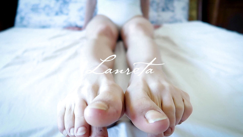 Lanreta: Špinavá chodidla extrémně zblízka