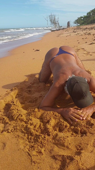 Ladysilvas: Ladysilva on the Beach in Bikini Showing off Her Horny...