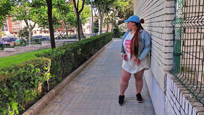 Latincurvyredhead: La femme de mon demi-frère me demande de l’aider à réaliser...
