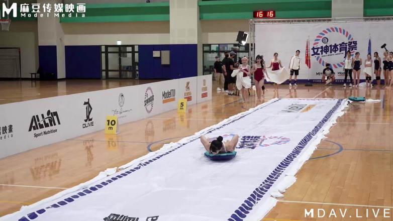 ModelMedia Asia: Mtvsq2-ep8 Bogini Festiwal Sportowy / 8 okres / zero tarć! Śliskie ludzkie curling!
