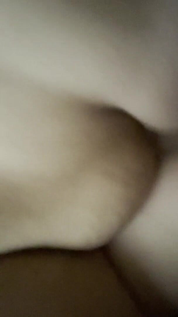 Filthy British Couple: Soția amatoare britanică Cuckquean vorbește murdar