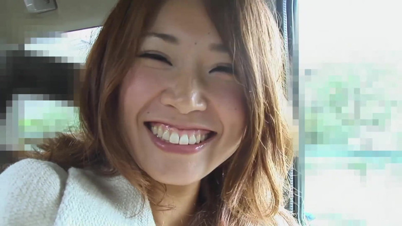 Asian Mature Climax: Сексуальна азіатська красуня на інтерв'ю в машині