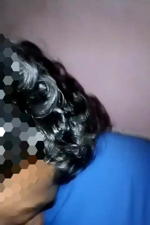 Janua294: Janu nevlastní sestra požádala, aby poslala dovnitř poté, co se...