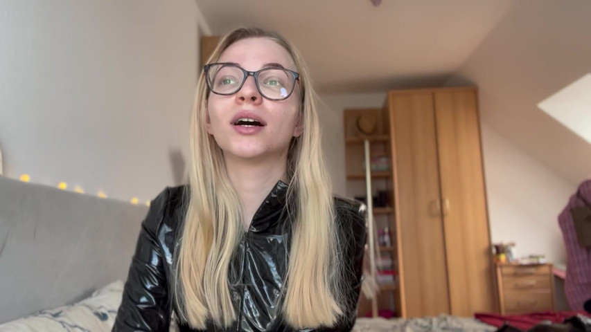 Why Every Man Should Wear a Chastity Device (Goddess BellaRae)