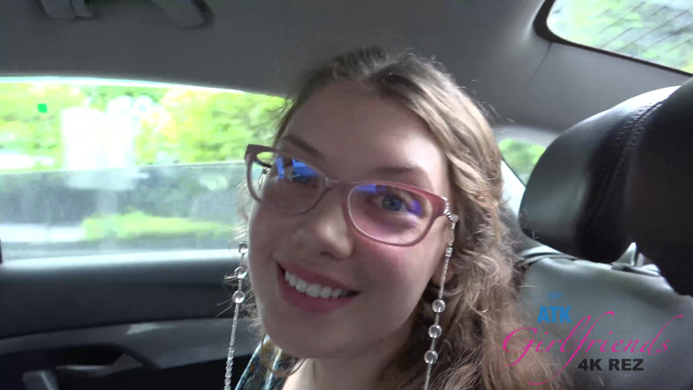 ATK Fans (Girlfriends): Vacanza virtuale a singapore con elena koshka 1/8