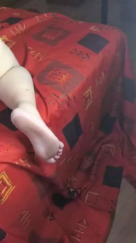 Il mio proprietario mi distrugge il buco del culo ancora di più con un fisting aggressivo