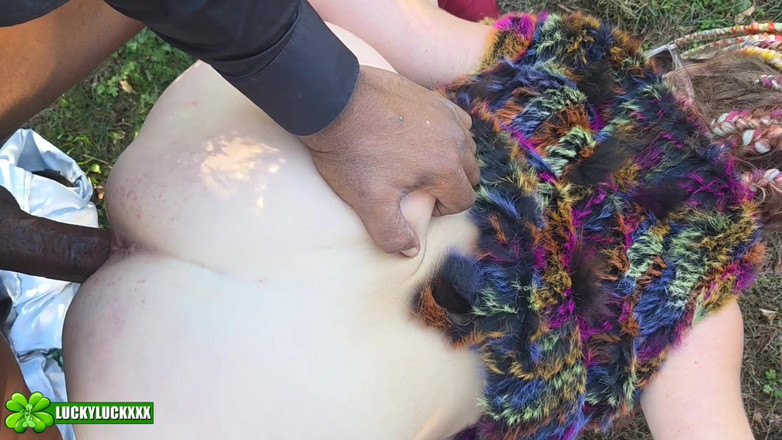 Lucky Luck XXX: Awek bertuah Anastasia - Ukran pedas dikongkek di tempat letak kereta