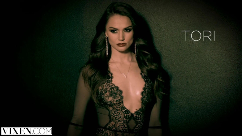 Vixen: VIXEN - Tori Black mengambil dua zakar dalam pertunjukan anugerah selepas...
