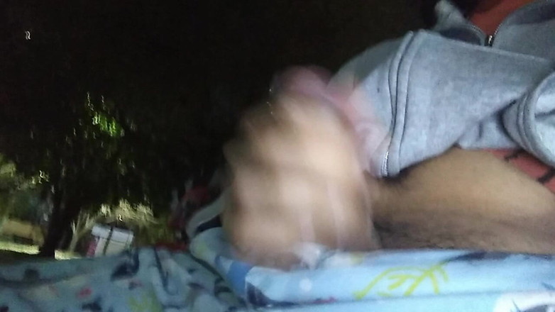 AlexAlejandro13: Masturbação Real no Parque