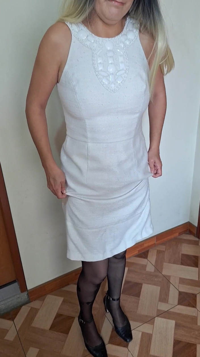 Agnes Swallow: Špinavé kalhotky čůráním