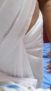 Une infirmière desi tamoule excitée se tape son patient