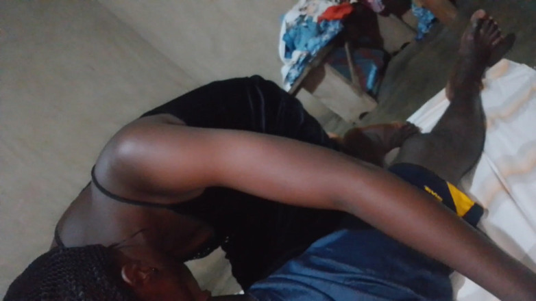 Pornsexlive: She with Me at Midnight