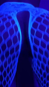 MILF Twerking Tease: Big Booty Bouncing - Jane Cane