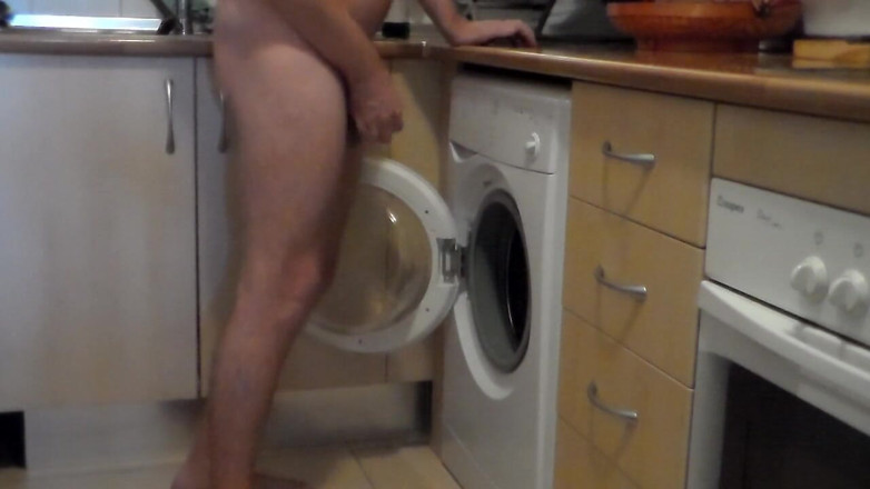 Sex hub male: John sika wszystko do pralki
