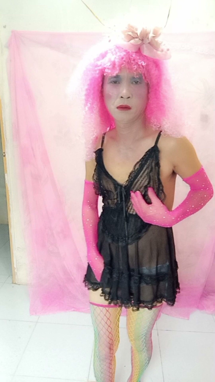 nguyen dang thien tri: オアン・ル・トランスジェンダーがセクシーな服を着てペニスを刺す