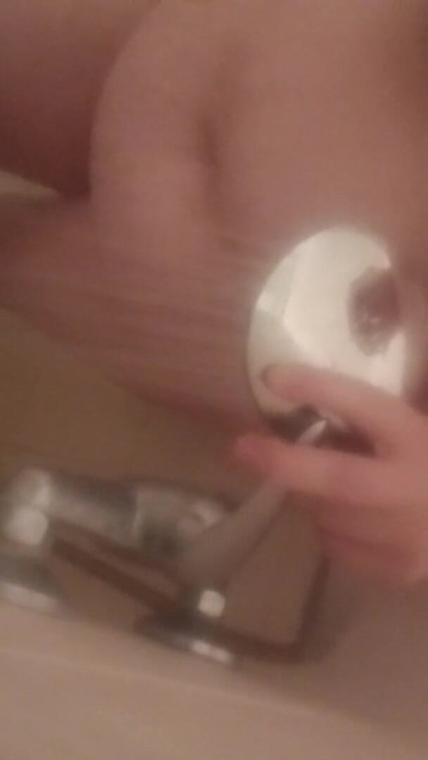 Mel the slut: 20220705_225143