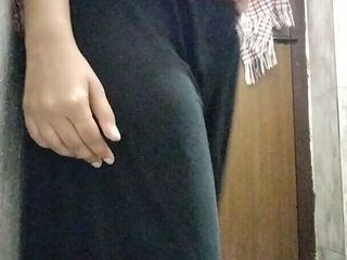 Riya Thakur: Jab Hot Wife Ne Utaar Diye Sare Kapde Hot Indian...