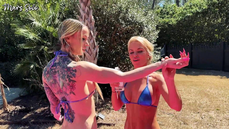 Mars solo: Olejový sexuální zápas se strapon trestem - Mars Solo &amp; Tatiana