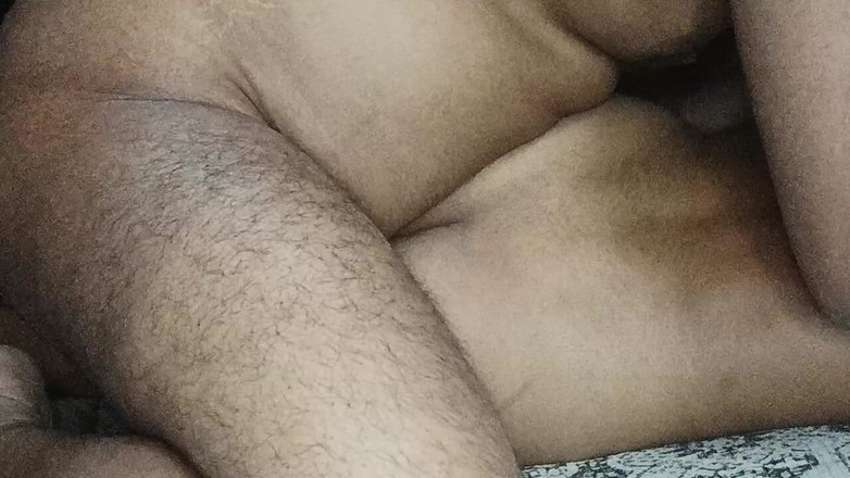 PrincyVicky: Tante india lagi asik seks oral dan pantatnya dientot bagian 1