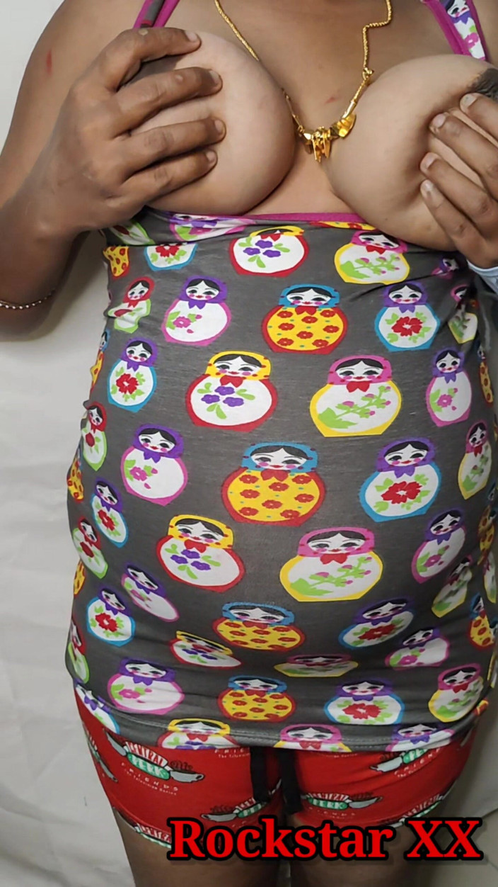 Rack star XX: Desi House Żona Olej masaż palcowania