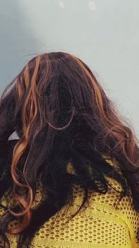 The Landlord Abandoned the Girl for Not Paying the Rent