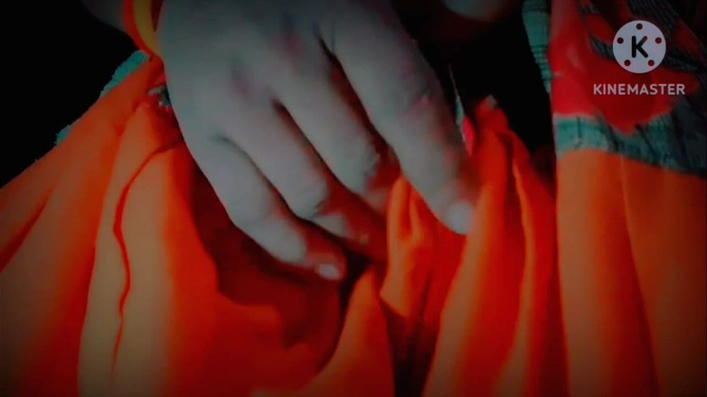 TricolorMusic3: Моя лучшая подруга прислала мне видео мастурбации ее подруги, на мой мобильный, но мне было слишком стыдно сказать ей посмотреть ее мас