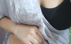 Ateşli yenge sari içinde