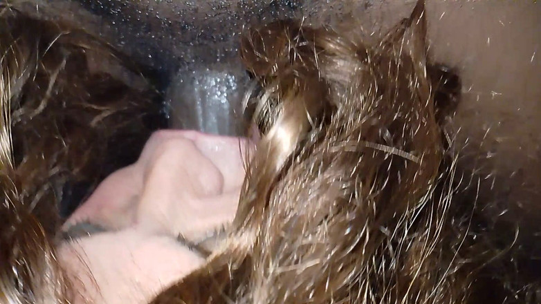 SexFamilyy: Xxl Coq Ablutschen