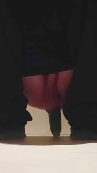 Young Gay on His Fifth Day at the Gym Opens His Ass in the Bathroom